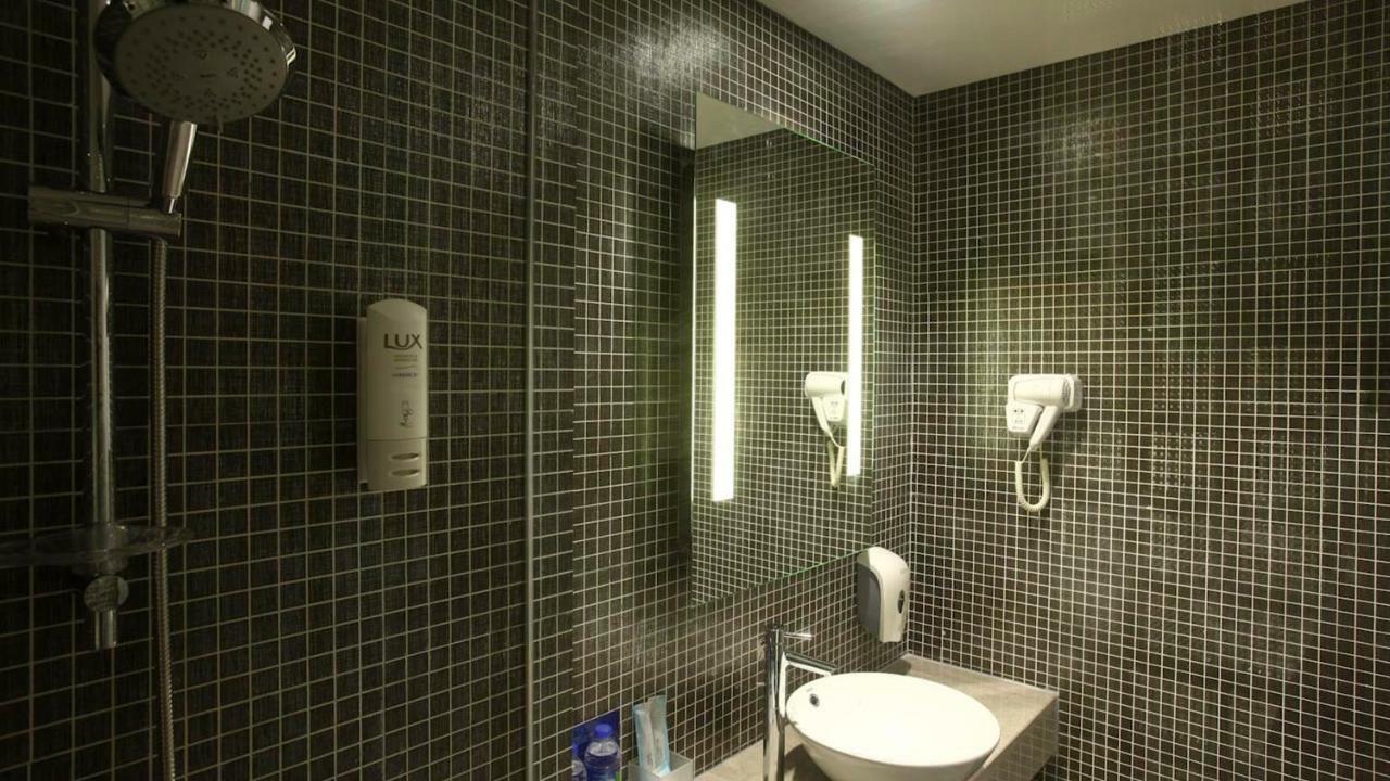 Holiday Inn Express Shanghai Gongkang By Ihg Экстерьер фото